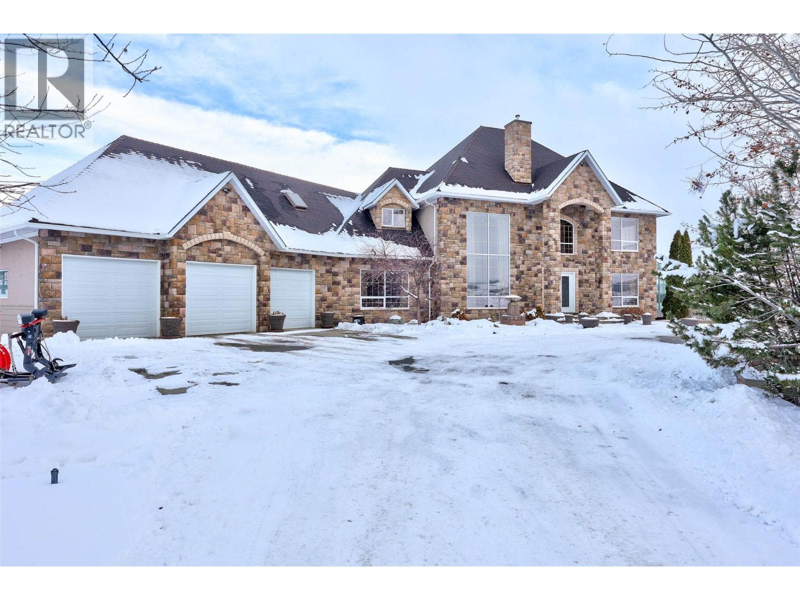 3100 PRINCETON KAMLOOPS Highway, Interior REALTORS® — photo 2