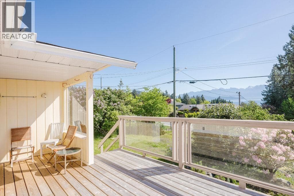 606 MARTIN ROAD, Greater Vancouver — photo 4
