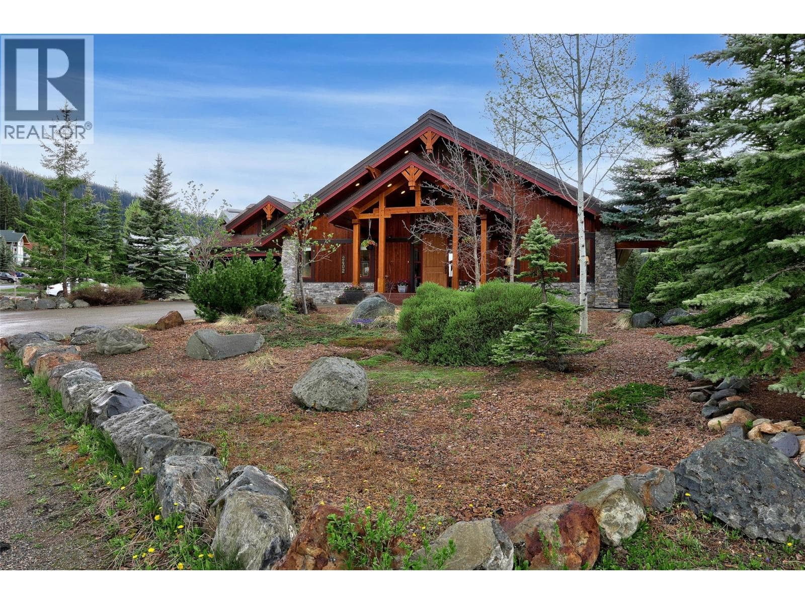 2402 Fairways Drive, Interior REALTORS® — photo 3