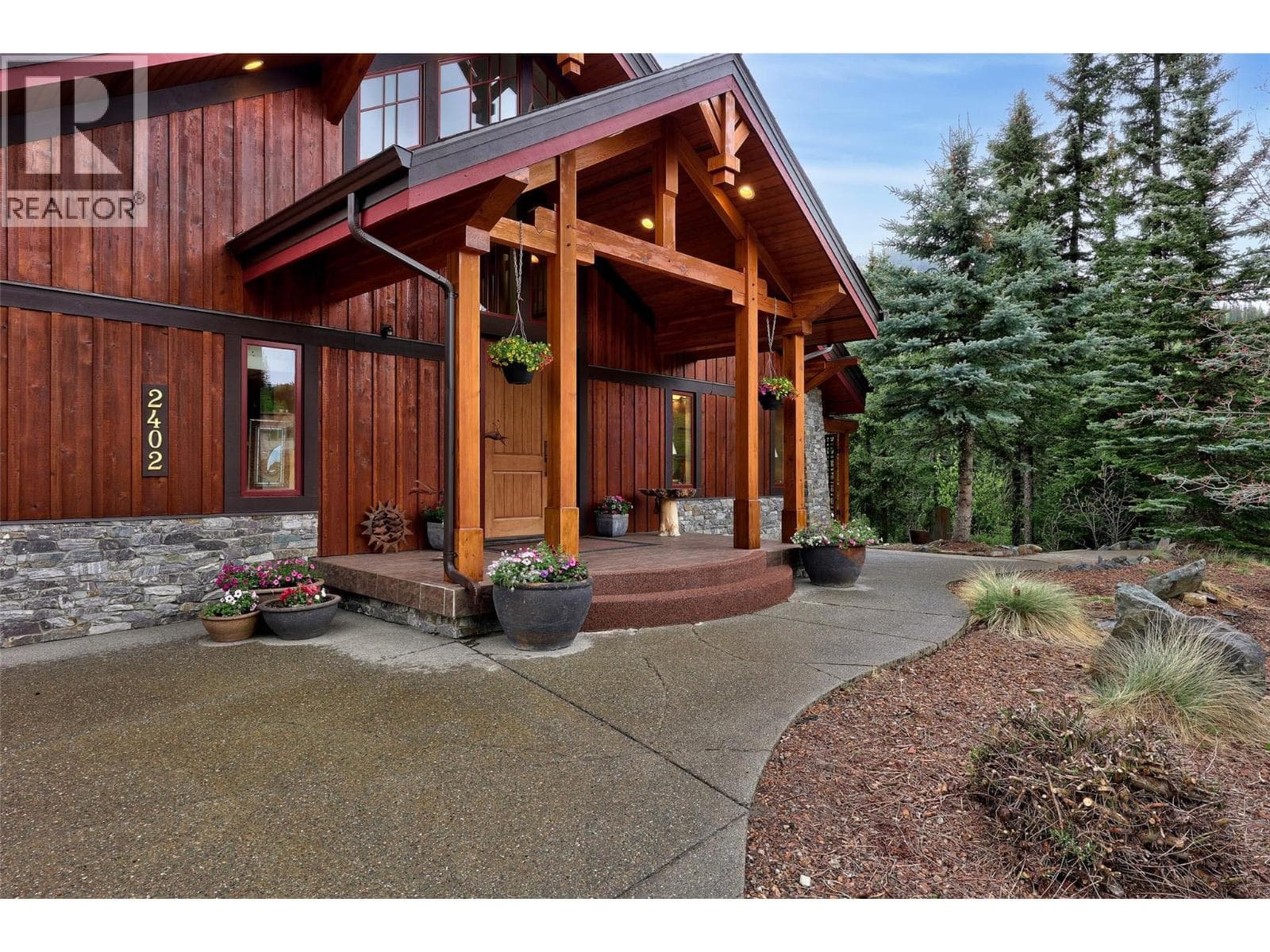 2402 Fairways Drive, Interior REALTORS® — photo 4