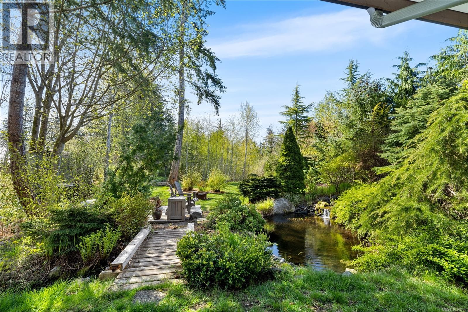 583 NATURE PARK DRIVE, Vancouver Island — photo 3