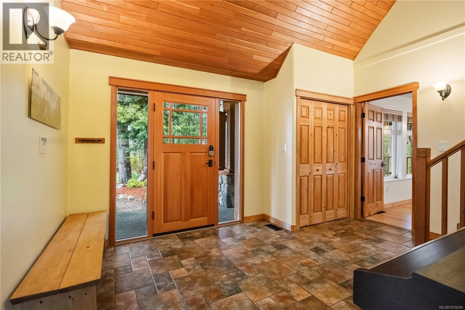 583 NATURE PARK DRIVE, Vancouver Island — photo 4
