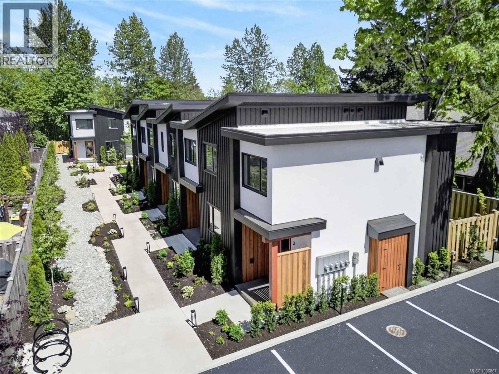 5 1590 Piercy Ave, Vancouver Island — photo 4
