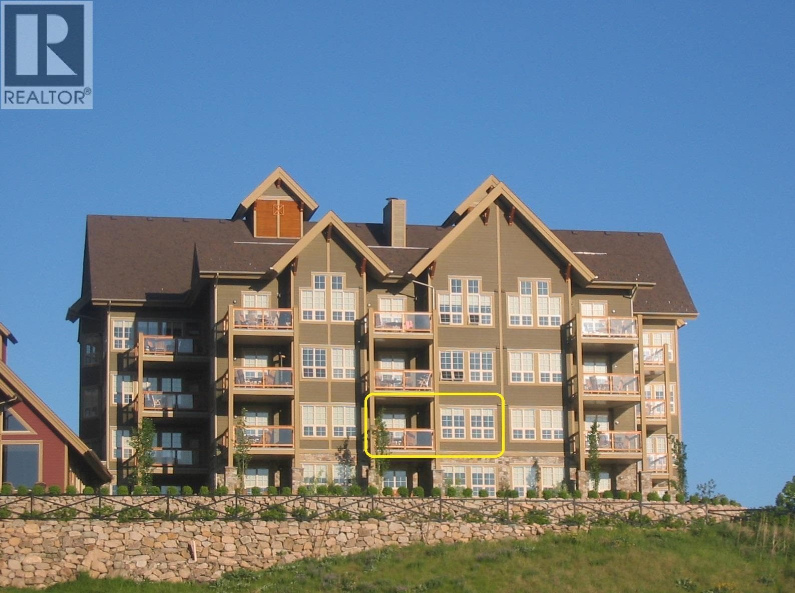 107 Village Centre Court Unit# 214, Interior REALTORS® — photo 2