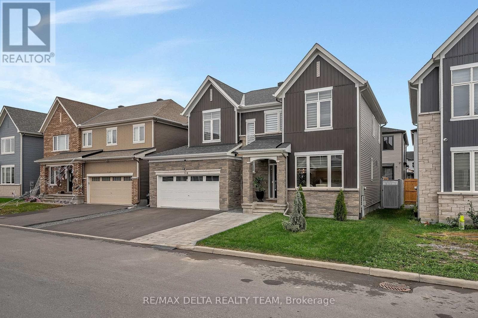 748 VENNECY TERRACE DE, Ottawa — photo 2