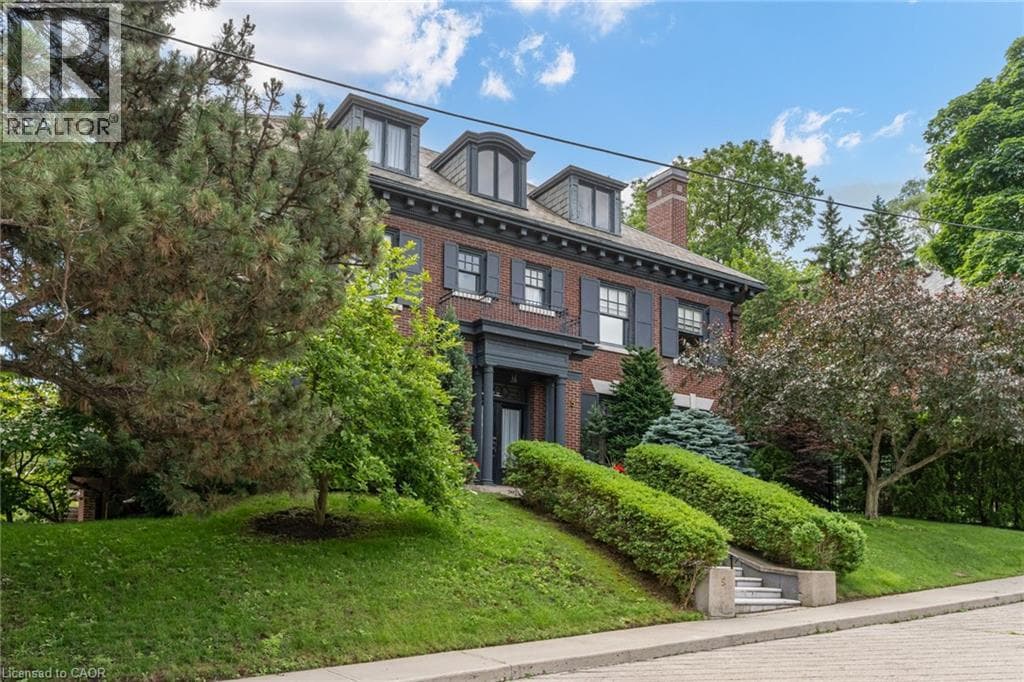 5 UNDERCLIFFE AVENUE, Cornerstone — photo 4
