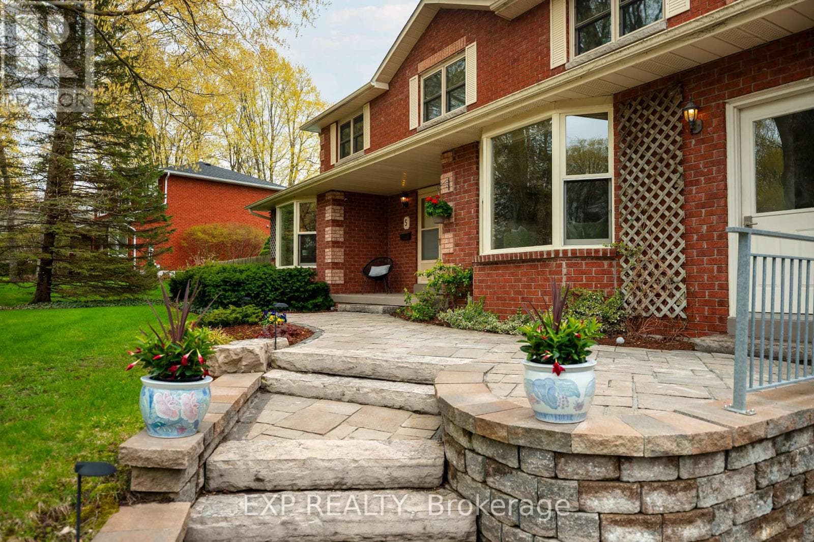 5 BEECHNUT STREET, Toronto — photo 5