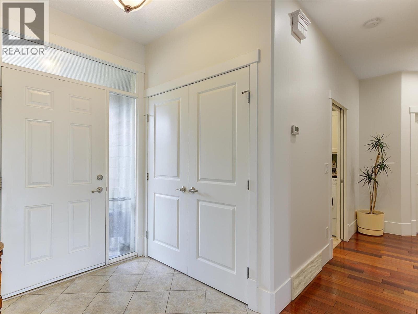 12891 Apex Drive, Interior REALTORS® — photo 5