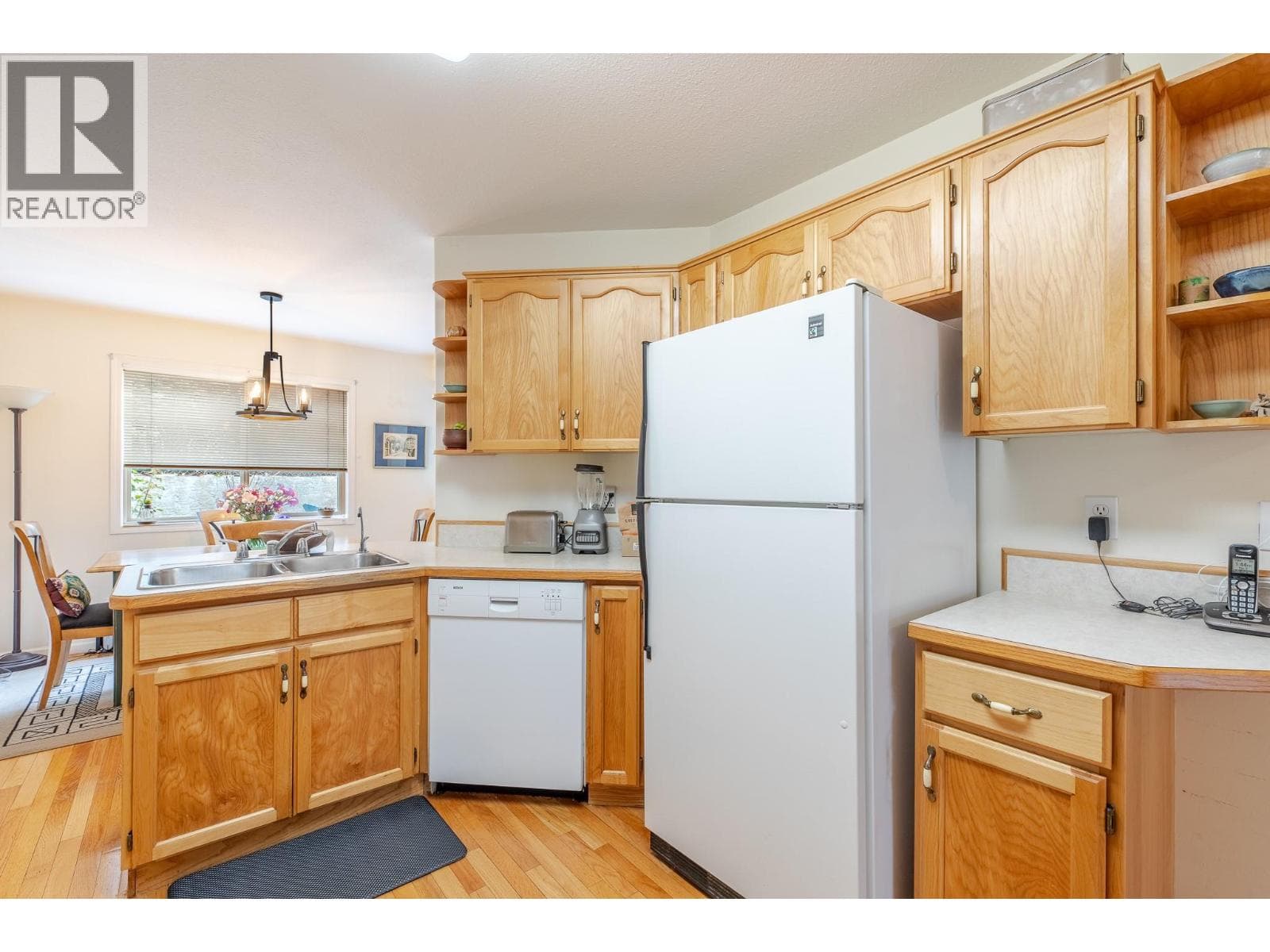 5050 13th Avenue Unit# 12, Interior REALTORS® — photo 5