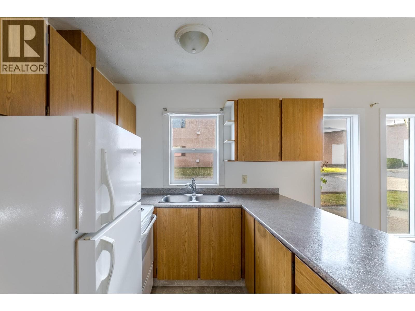 8010 Vedette Drive Unit# 1, Interior REALTORS® — photo 5