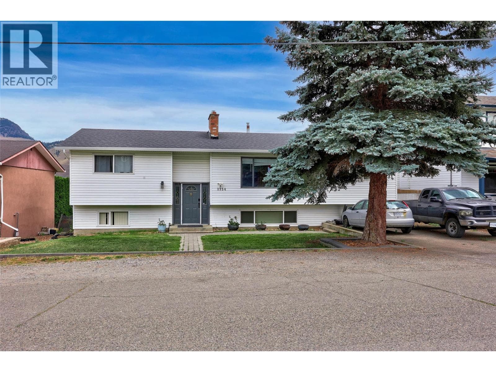 1754 SHERIDAN DRIVE, Interior REALTORS®