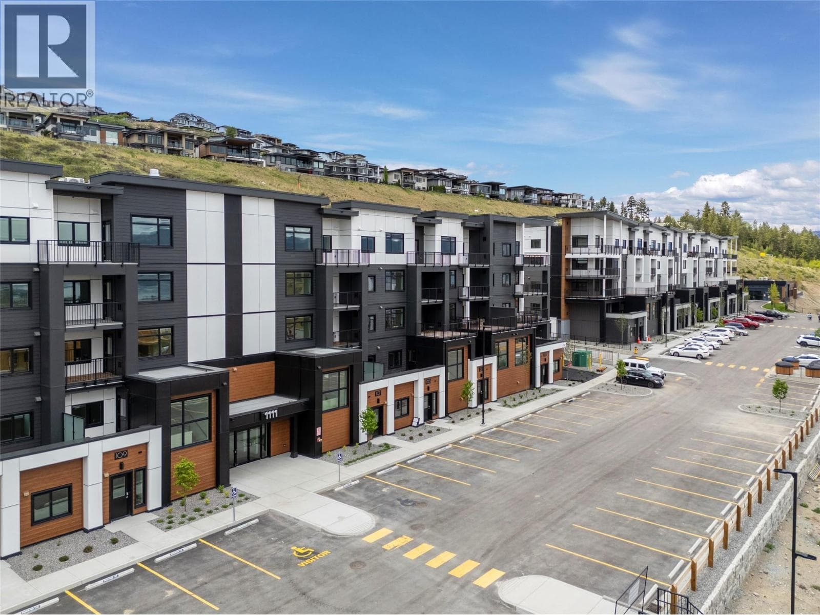 1057 Frost Road Unit# 404, Interior REALTORS®