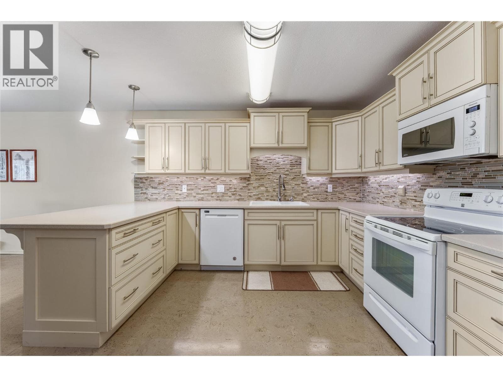 2477 Ingram Road Unit# 310, Interior REALTORS®