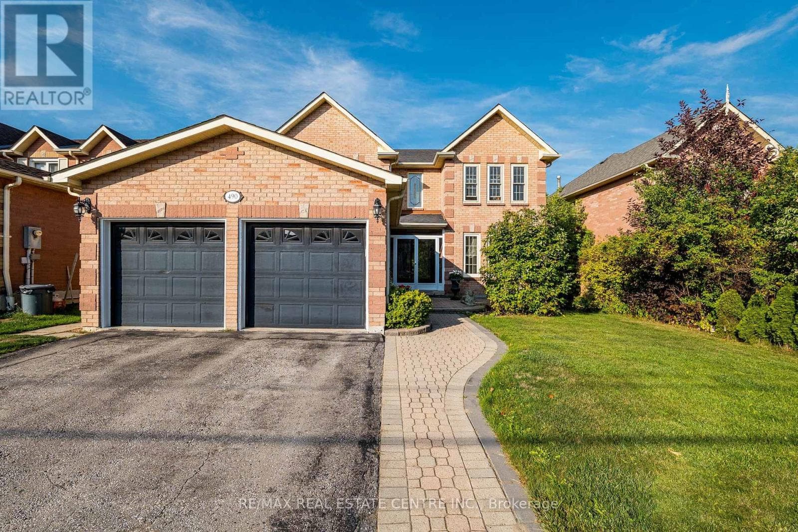 490 OLD HARWOOD AVENUE, Toronto