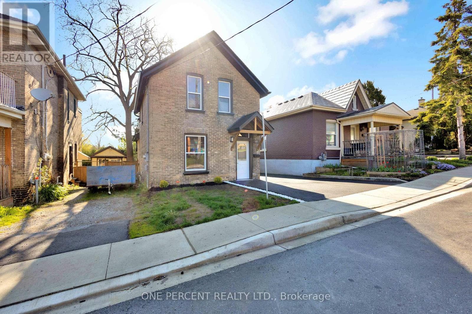 187 DRUMMOND STREET, Toronto — photo 2