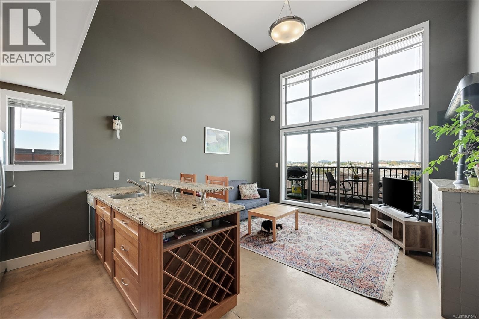 401 555 Chatham St, Victoria — photo 5