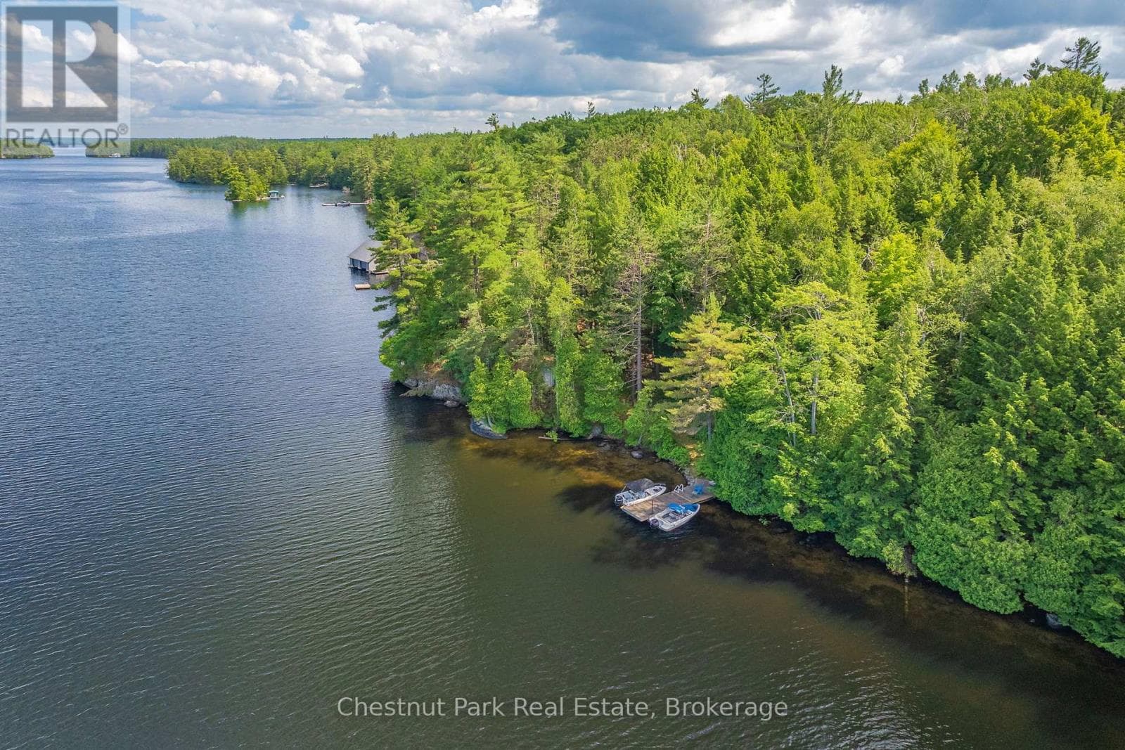 26 TAYLOR ISLAND 26LM, OnePoint — photo 4