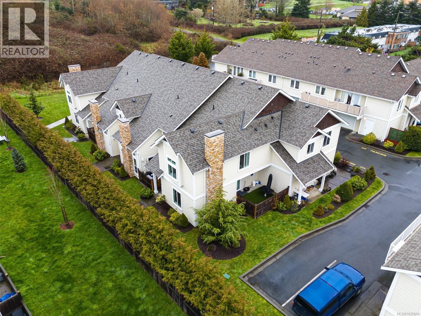 114 2038 Gatewood Rd, Victoria — photo 3