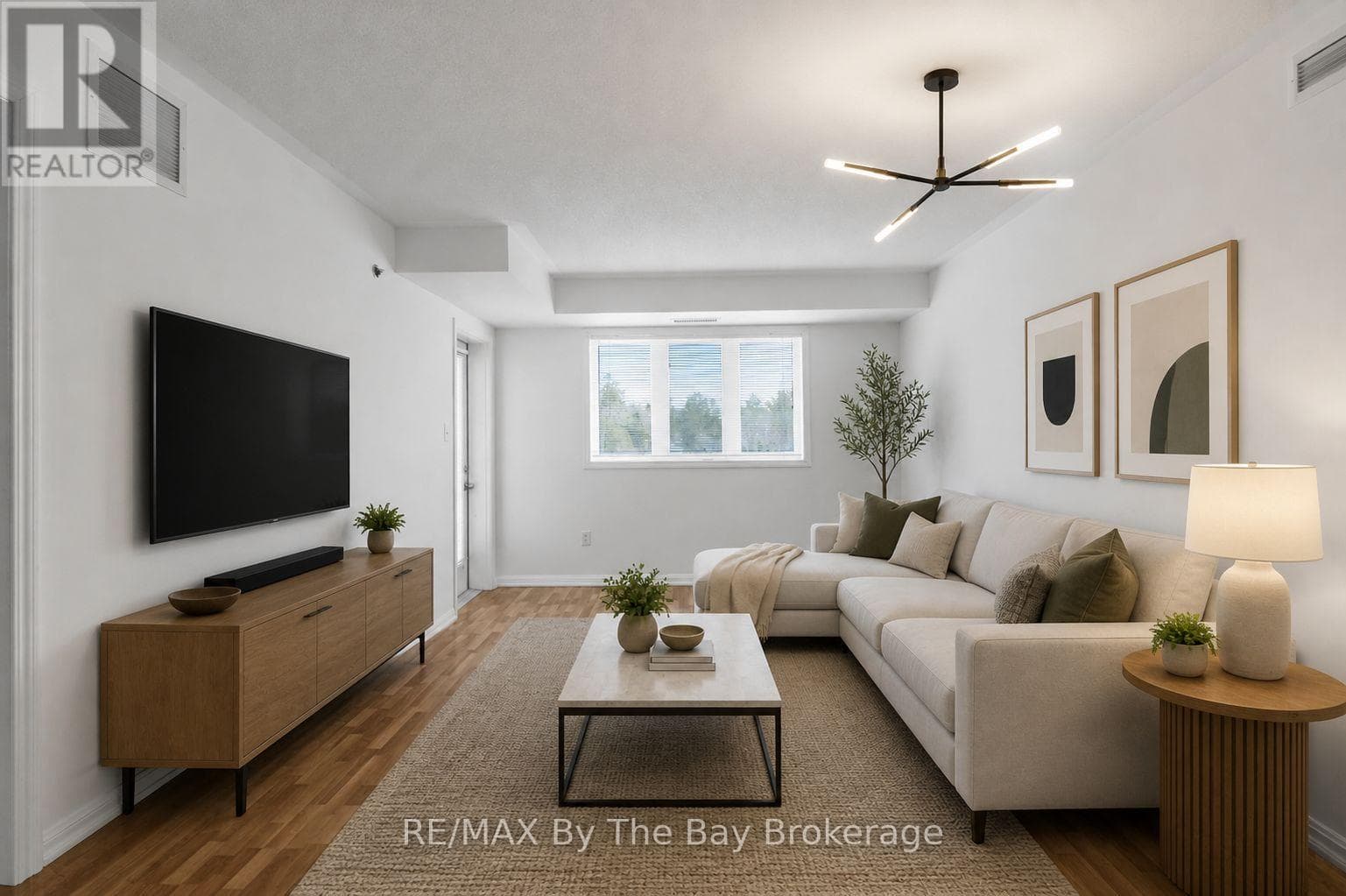 311 - 16 WESTBURY ROAD, OnePoint — photo 4