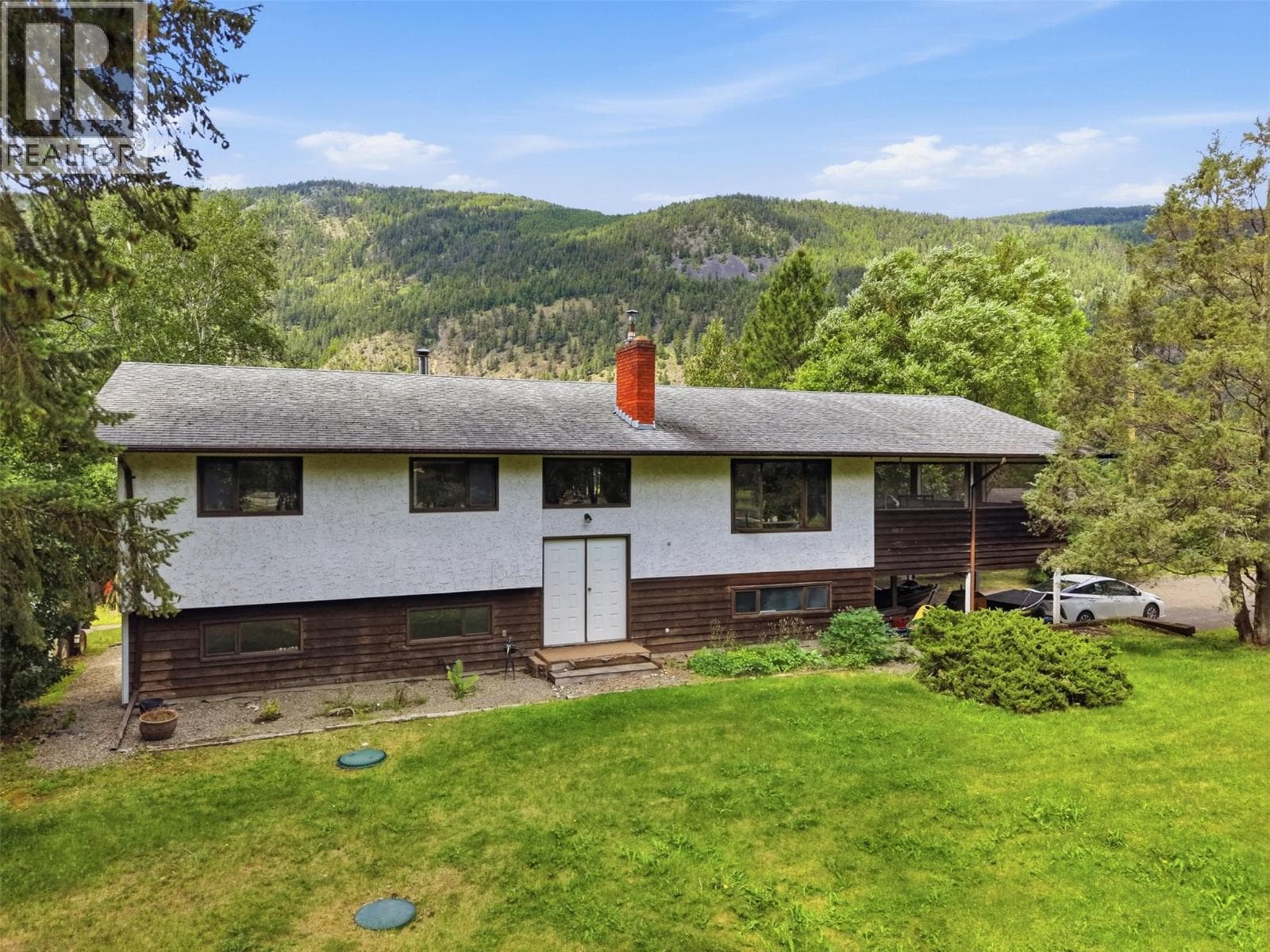 216 MCLURE FERRY Road, Interior REALTORS® — photo 2