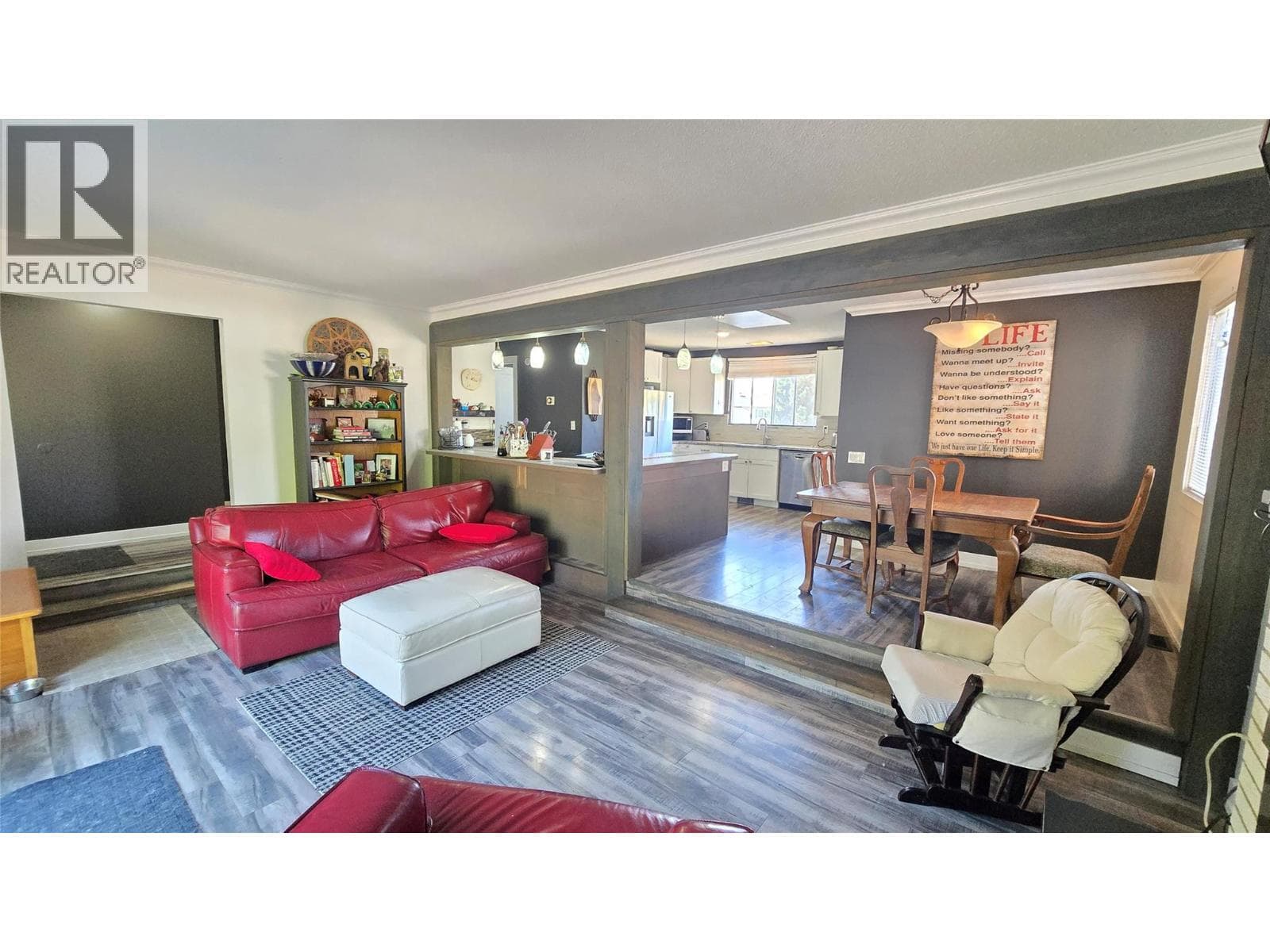 1151 SCHUBERT DRIVE, Interior REALTORS® — photo 5
