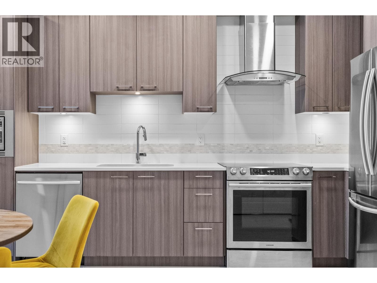 213 4690 HAWK LANE, Greater Vancouver — photo 3