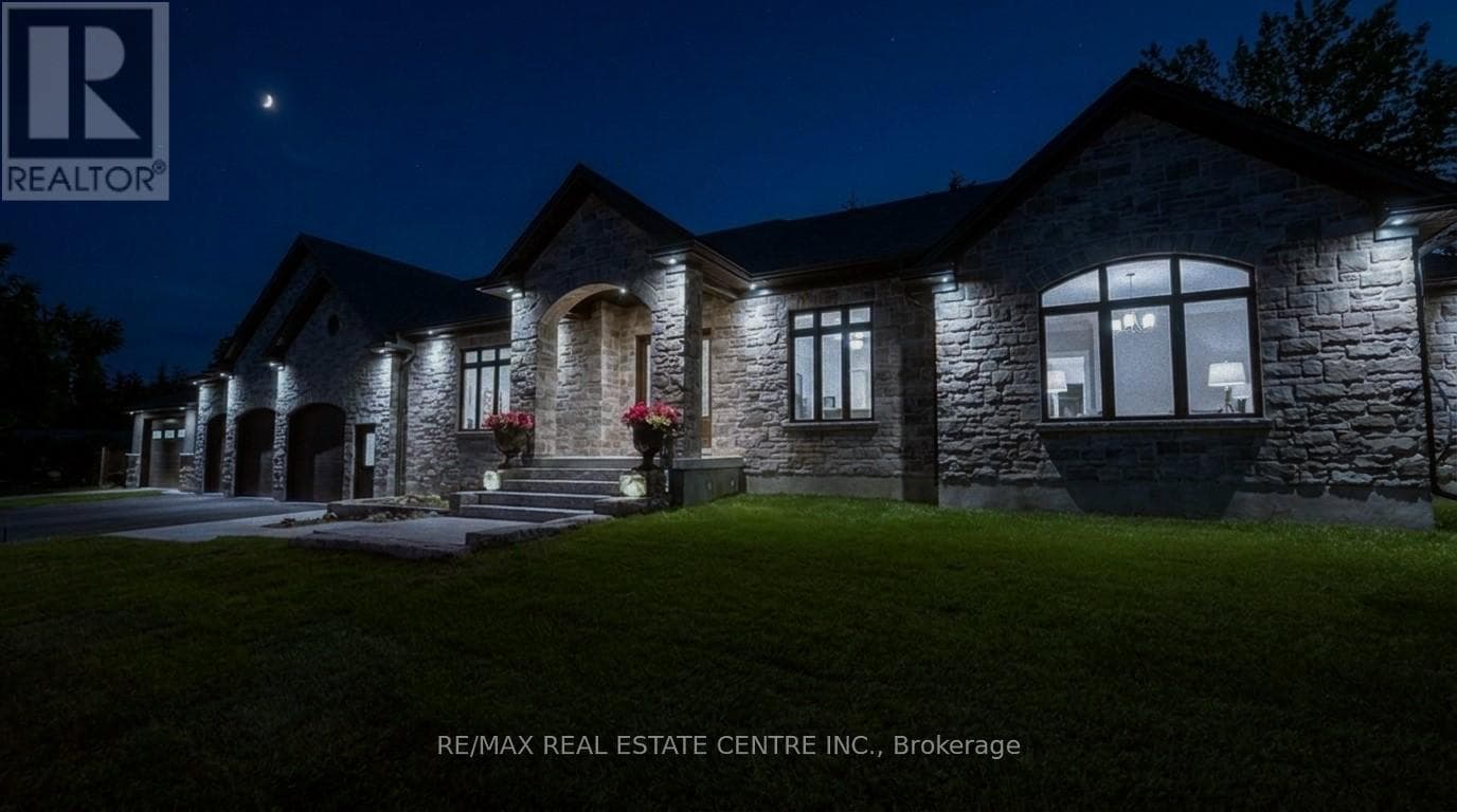 12 ALBERT Street, Toronto — photo 3