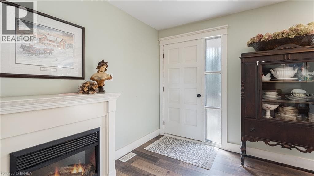 761 LYNDEN ROAD, Brantford — photo 3