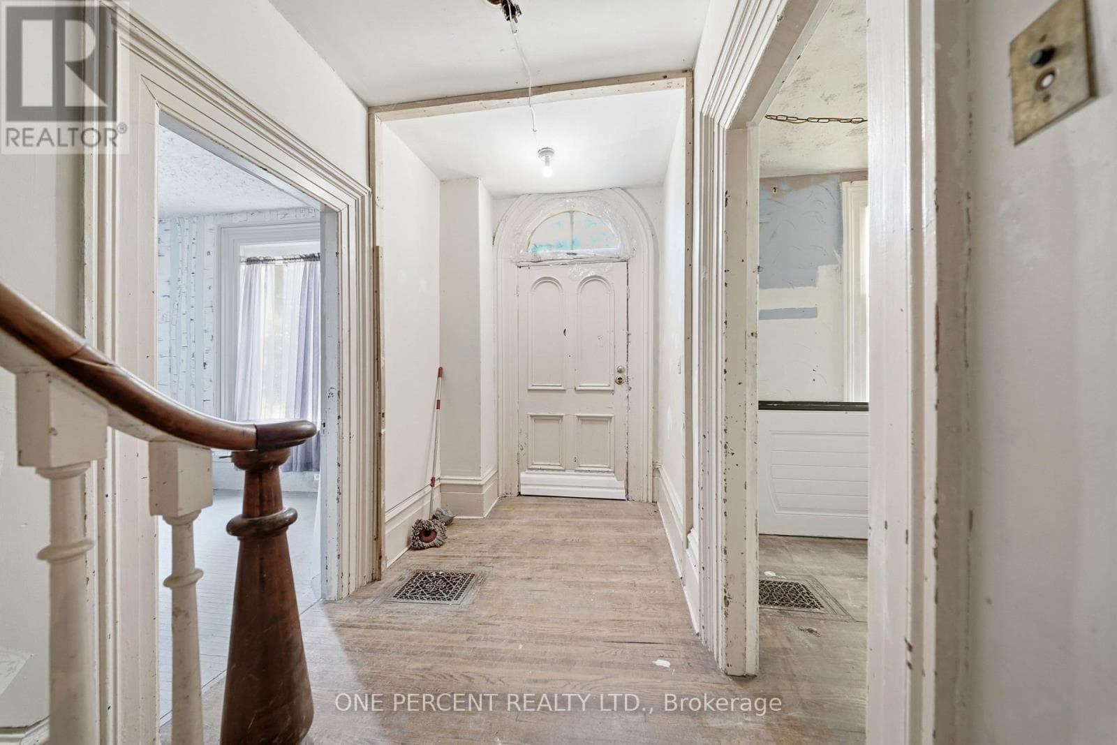 213 ST LAWRENCE STREET EAST STREET E, Toronto — photo 5