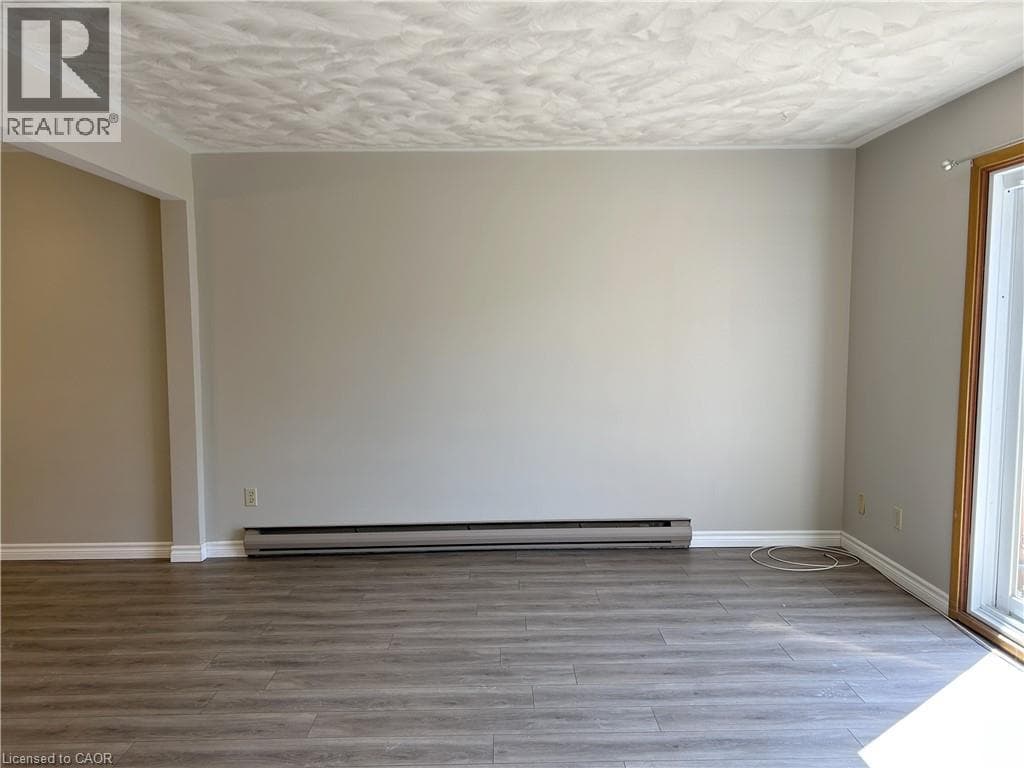10 MONTCLAIR Crescent, Cornerstone — photo 5