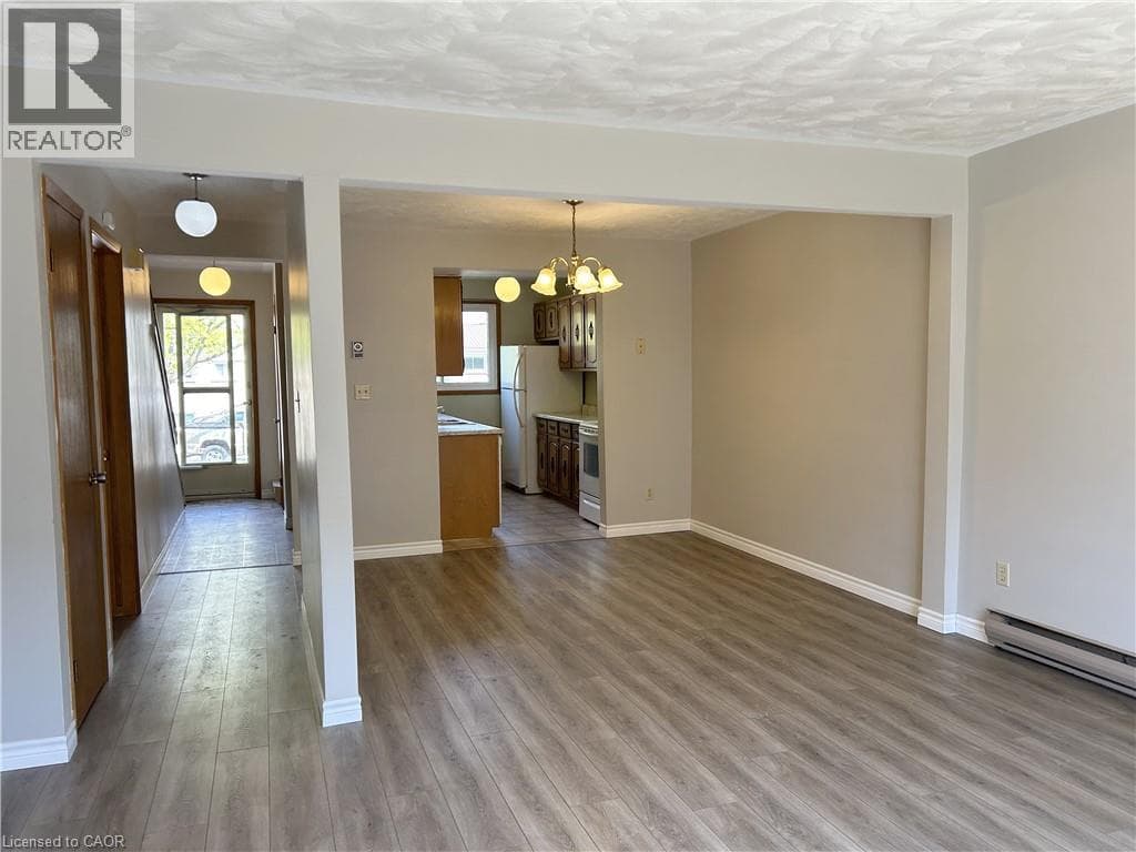 10 MONTCLAIR Crescent, Cornerstone — photo 4