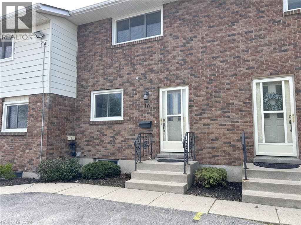 10 MONTCLAIR Crescent, Cornerstone — photo 2