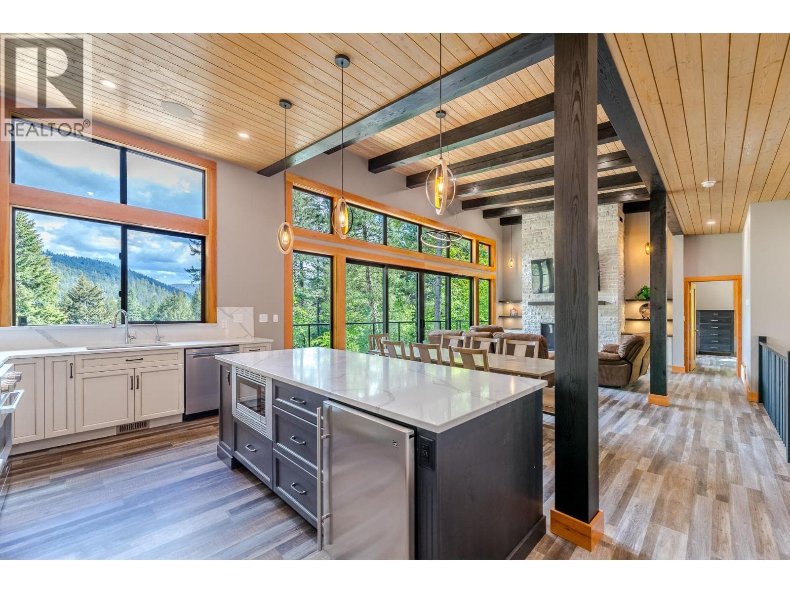 2894 COALMONT ROAD, Interior REALTORS® — photo 2