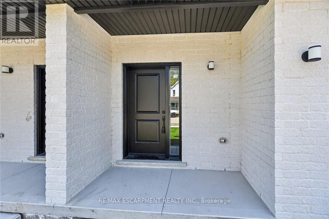 45 B HOWARD STREET, Toronto — photo 3