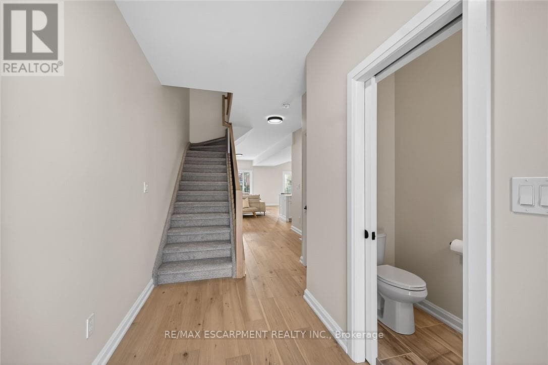 45 B HOWARD STREET, Toronto — photo 4