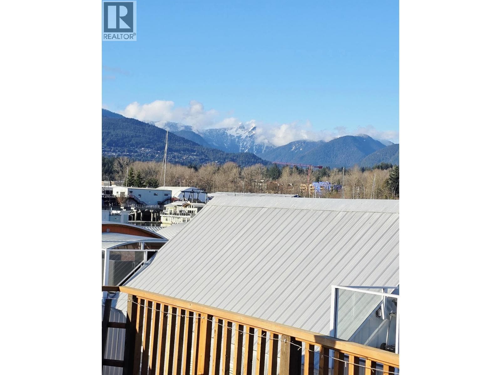 JNW33 415 W ESPLANADE, Greater Vancouver — photo 4