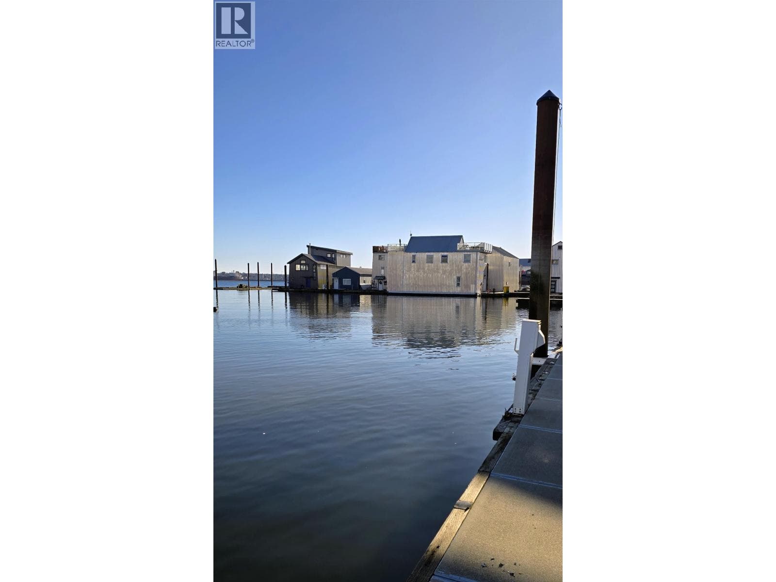 JNW33 415 W ESPLANADE, Greater Vancouver — photo 5