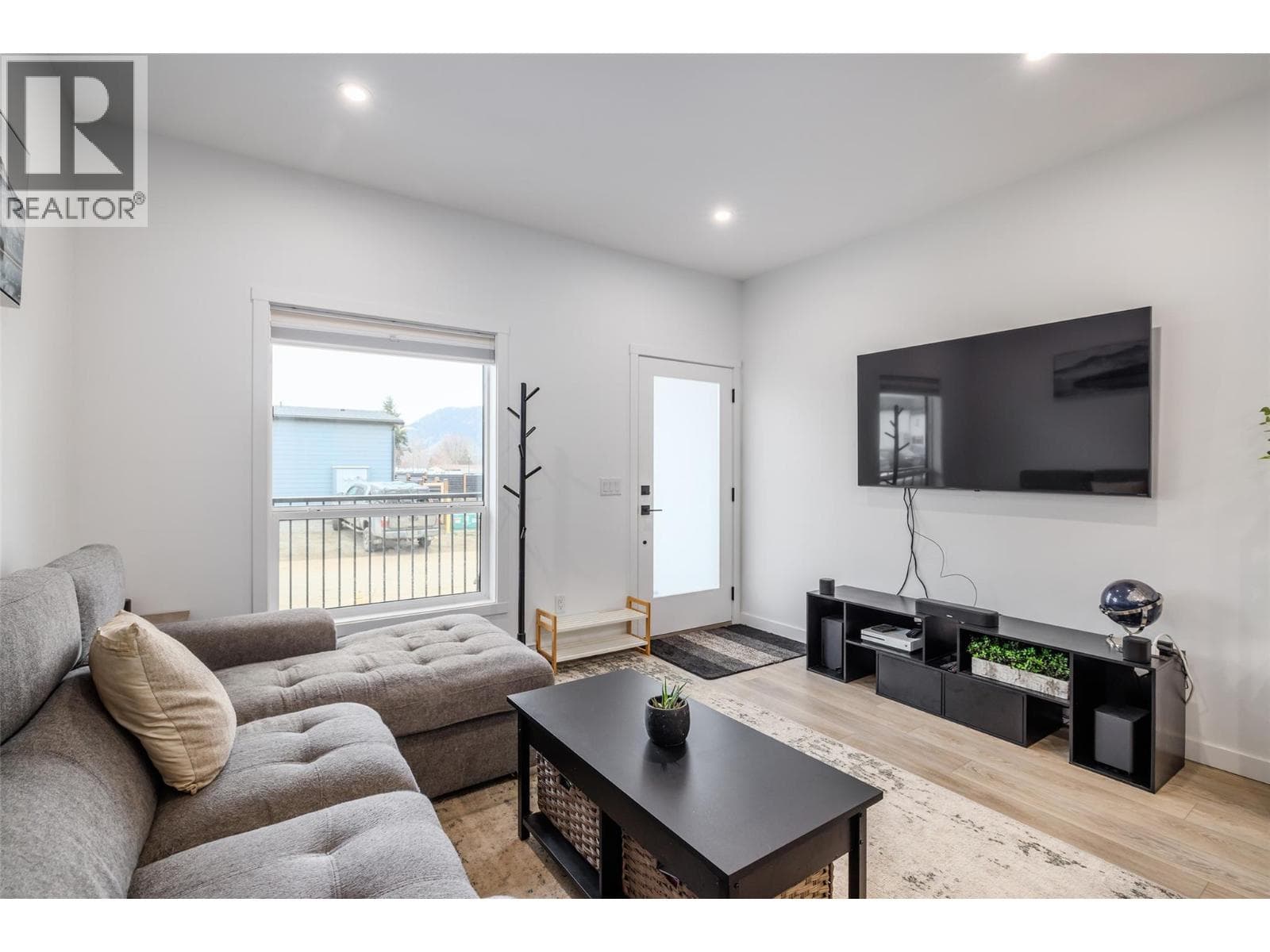 8900 Jim Bailey Road Unit# 183, Interior REALTORS® — photo 2