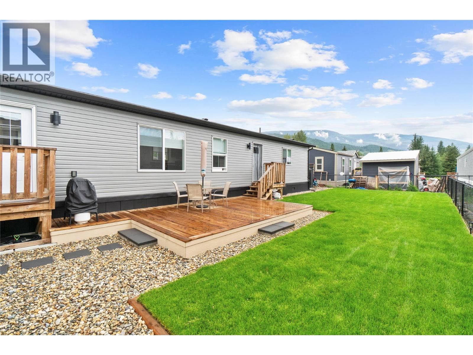 1705 Hillier Road Unit# 10, Interior REALTORS® — photo 4