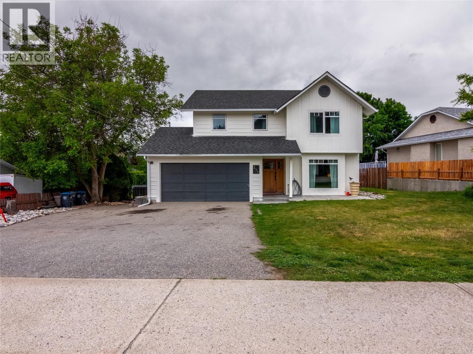 271 MIDDLE BENCH ROAD SOUTH, Interior REALTORS® — photo 2