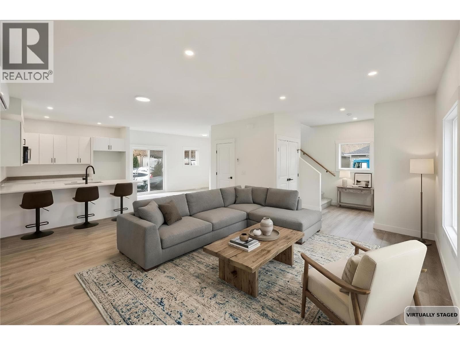 11815 Grant Avenue Unit# 102, Interior REALTORS® — photo 3