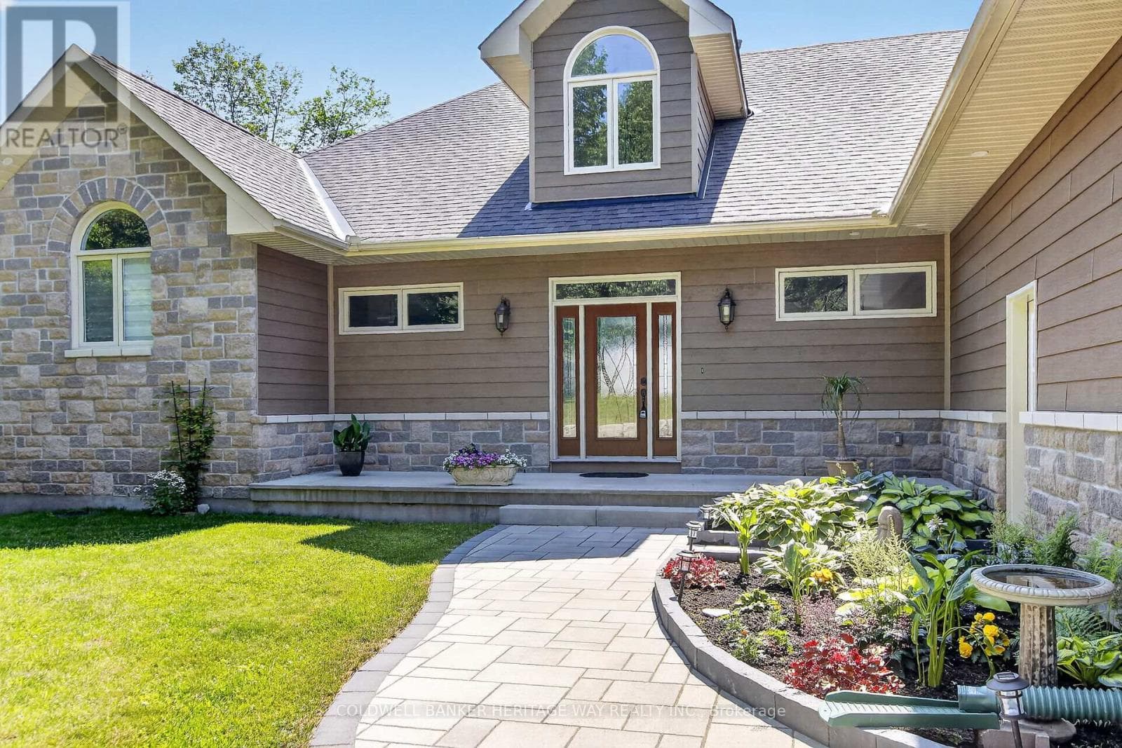 102 HERON LANE, Ottawa — photo 4