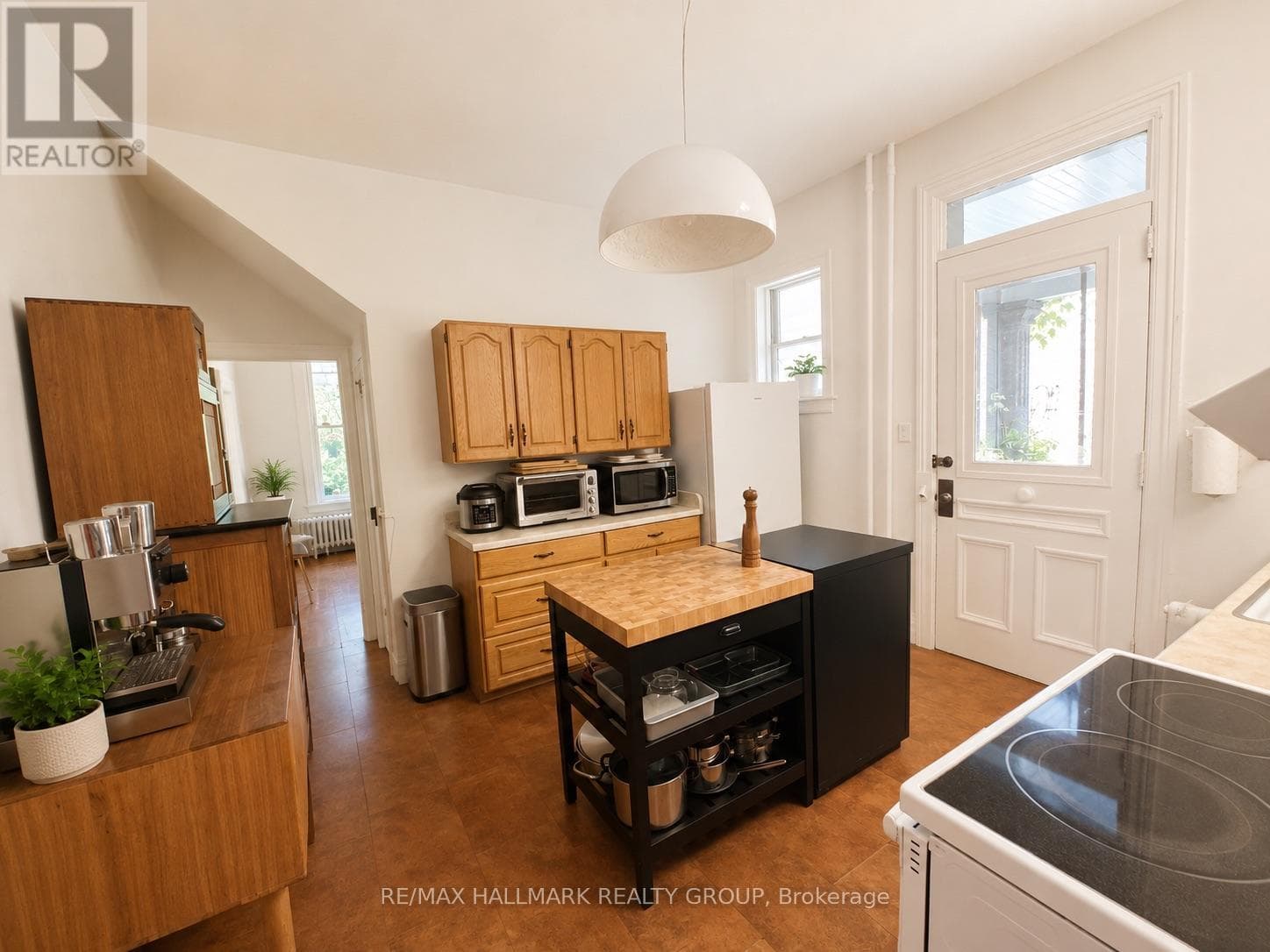 45 RUSSELL AVENUE, Ottawa — photo 4