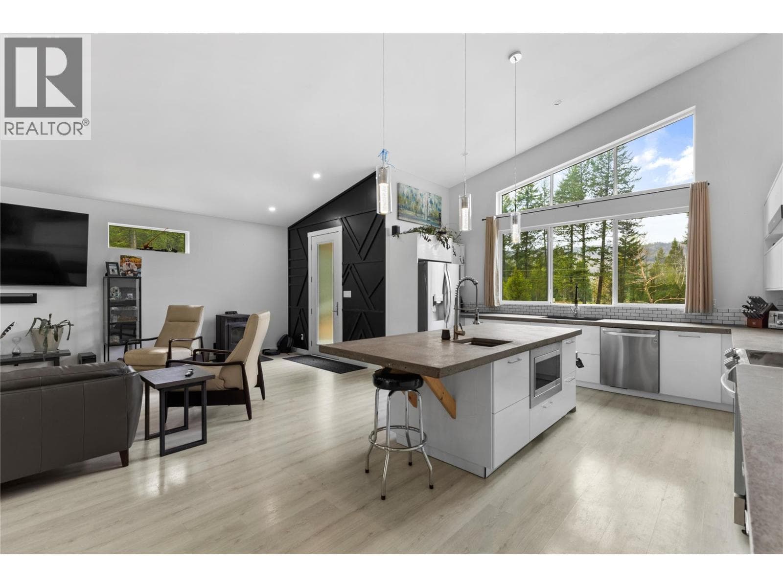 4472 POWER ROAD, Interior REALTORS® — photo 5