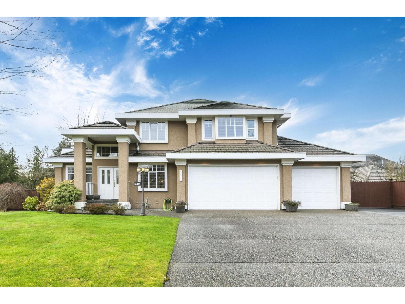 4411 BENZ CRESCENT, Fraser Valley — photo 2