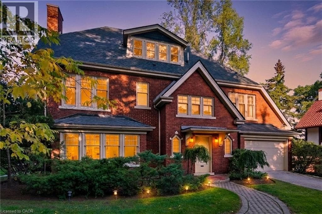 18 INGLEWOOD DRIVE, Cornerstone