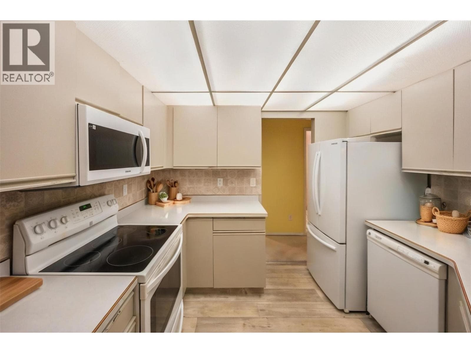 337 MCKINNEY Road Unit# 111, Interior REALTORS® — photo 4