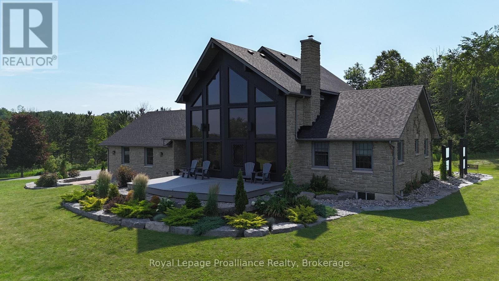 418 WILSON ROAD, Central Lakes — photo 2