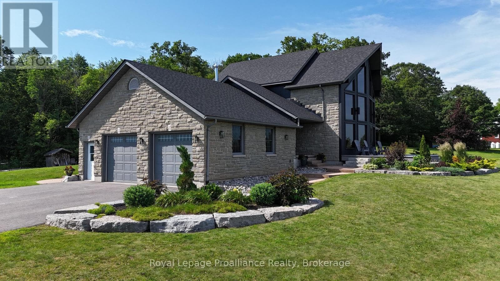 418 WILSON ROAD, Central Lakes — photo 3