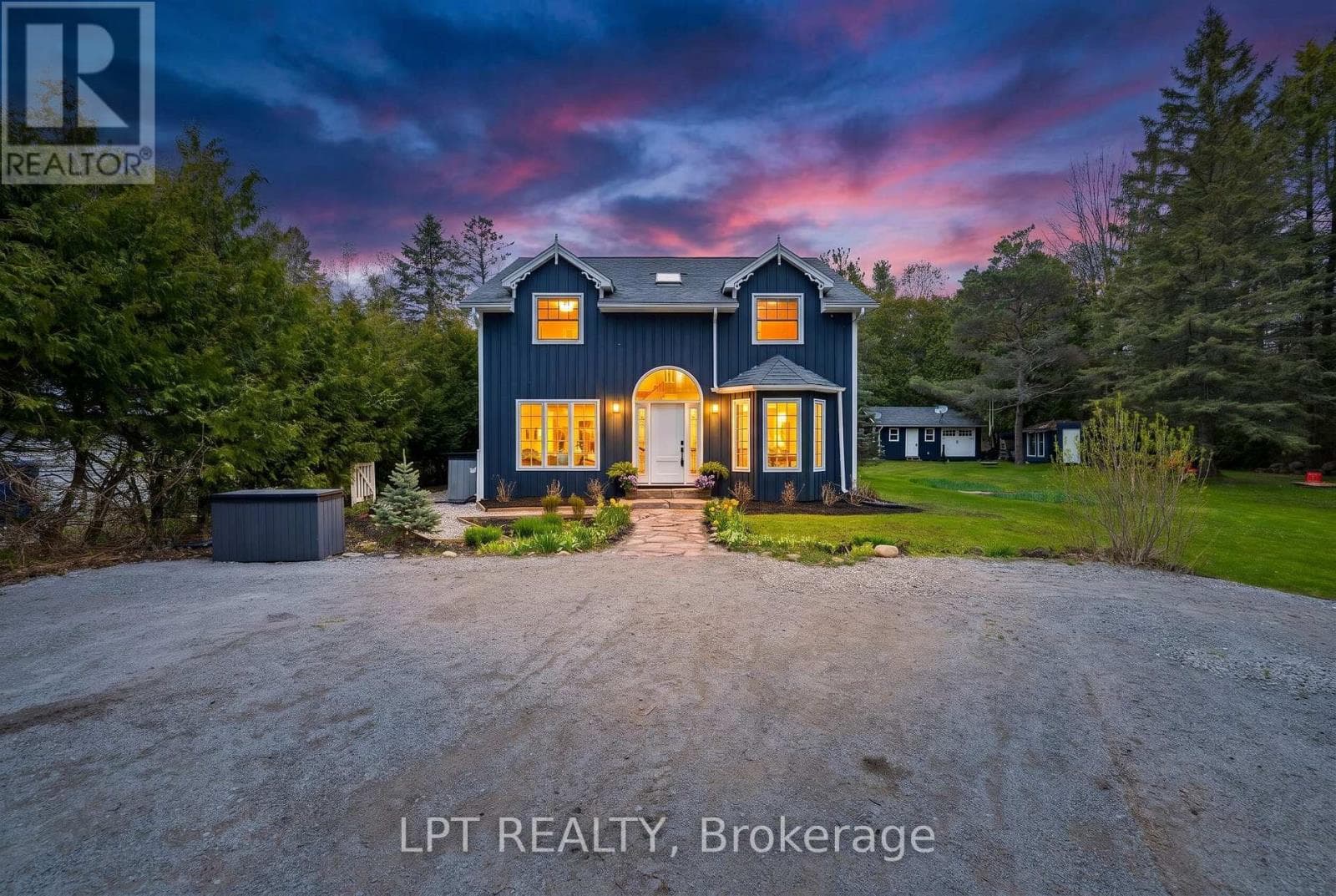 26 VAMBOLA AVENUE, Toronto — photo 4